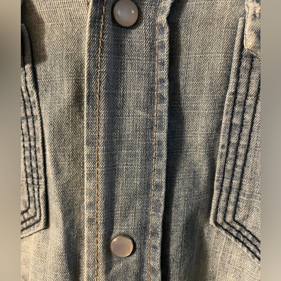 Denim unisex denim Energie shirt with patches. - Picture 4 of 6